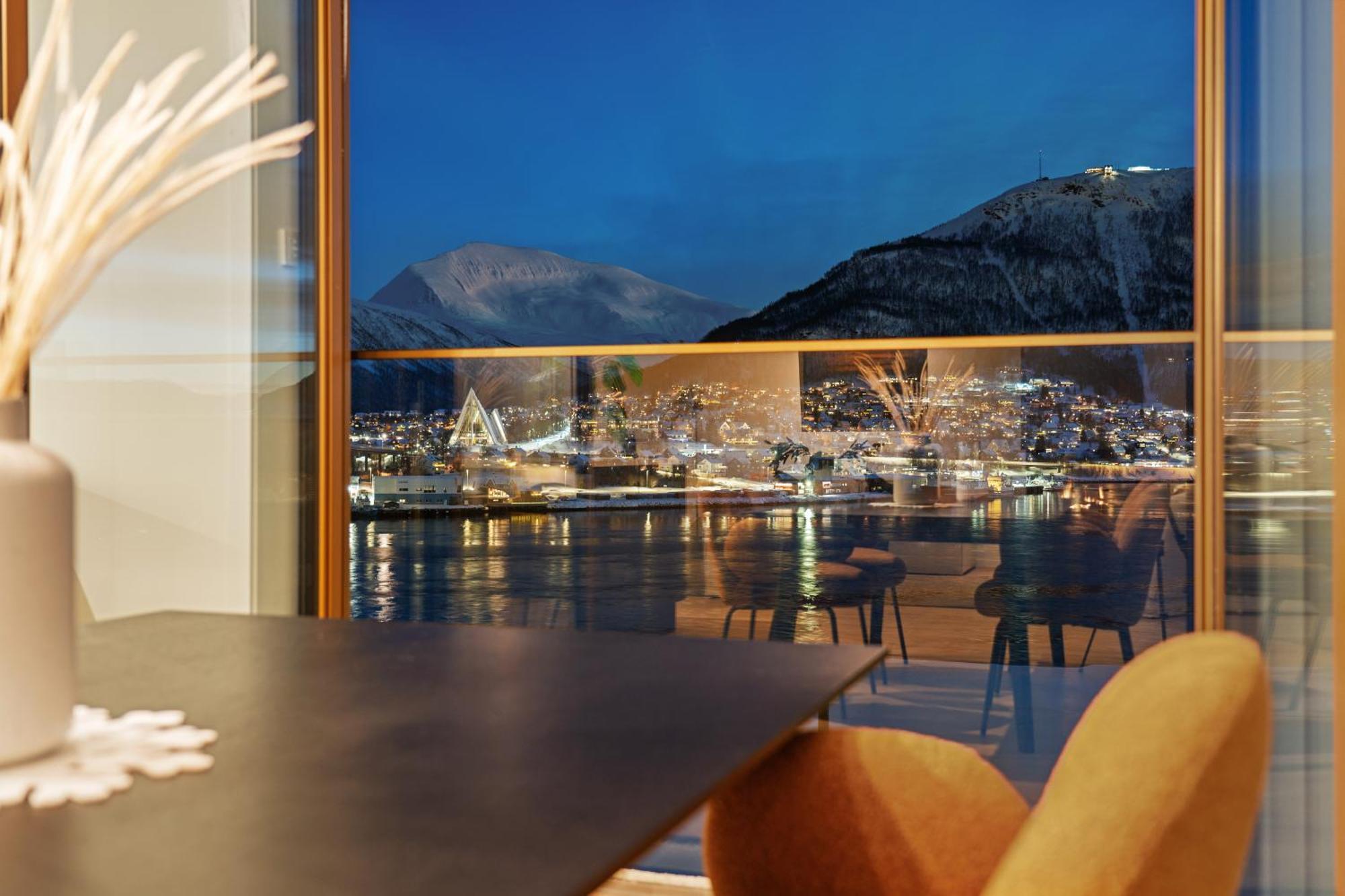 Totalapartments Vervet Gjoa Tromso Exterior photo