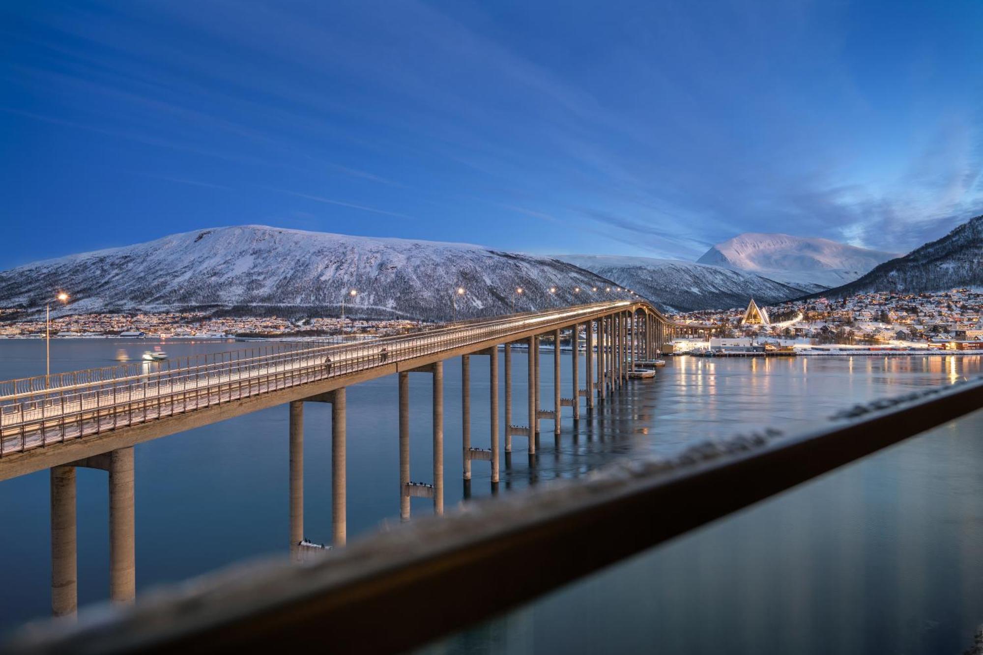 Totalapartments Vervet Gjoa Tromso Exterior photo